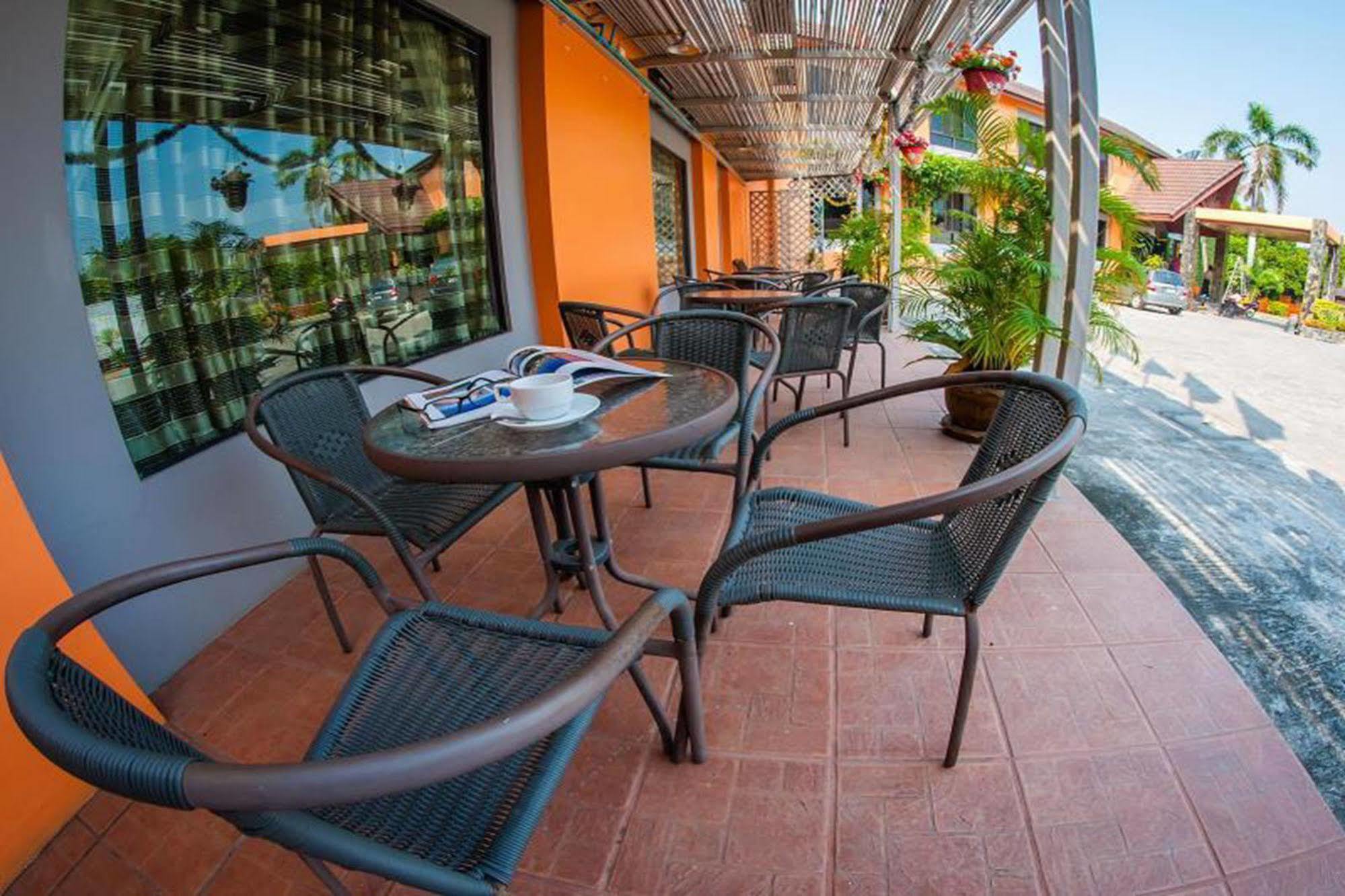สยาม บูติก โฮเต็ล Hotel บุรีรัมย์ ภายนอก รูปภาพ
